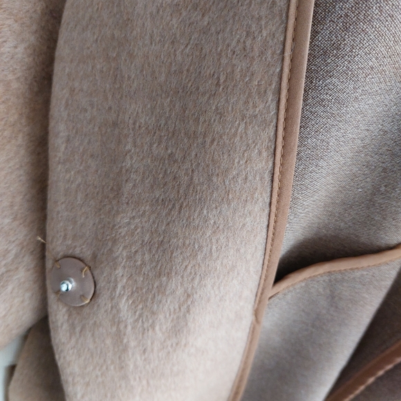 HM coat - Picture 5 of 7